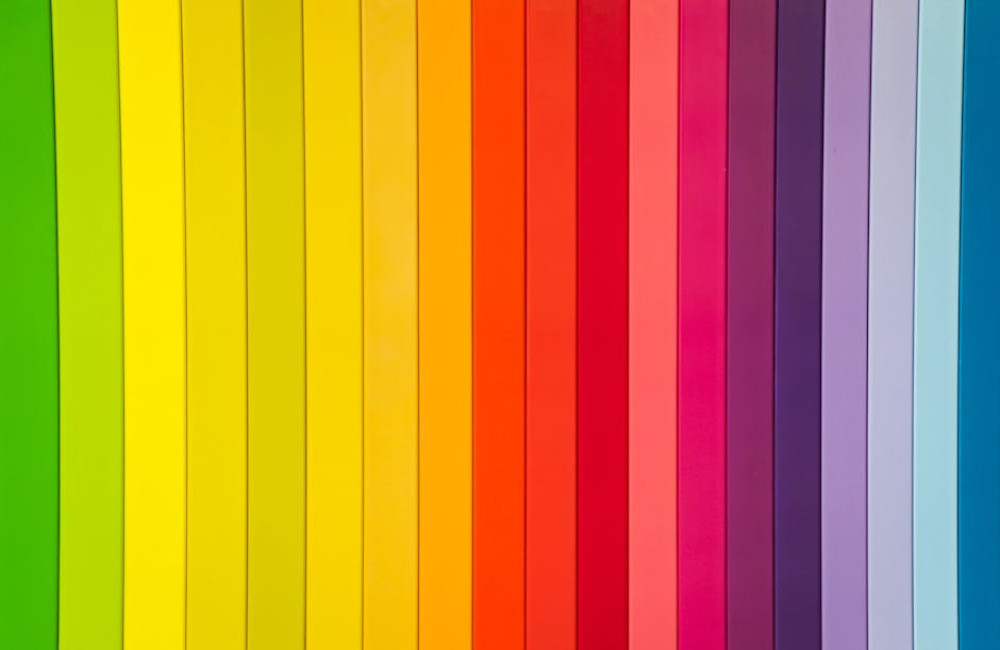 Waarom heeft een regenboog zeven kleuren en hoe ontstaat deze?