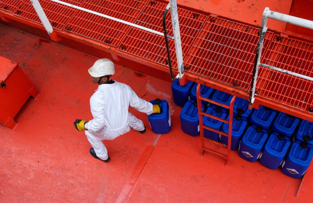 Jerrycan 20 liter kopen? Sla vloeistoffen veilig op met deze tips