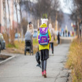 Hoeveel mag een schooltas maximaal wegen voor een brugklasser van 12 jaar?