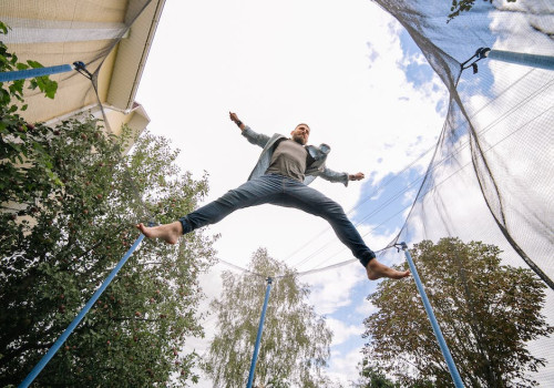 Om deze 5 redenen is trampoline springen nou zo gezond