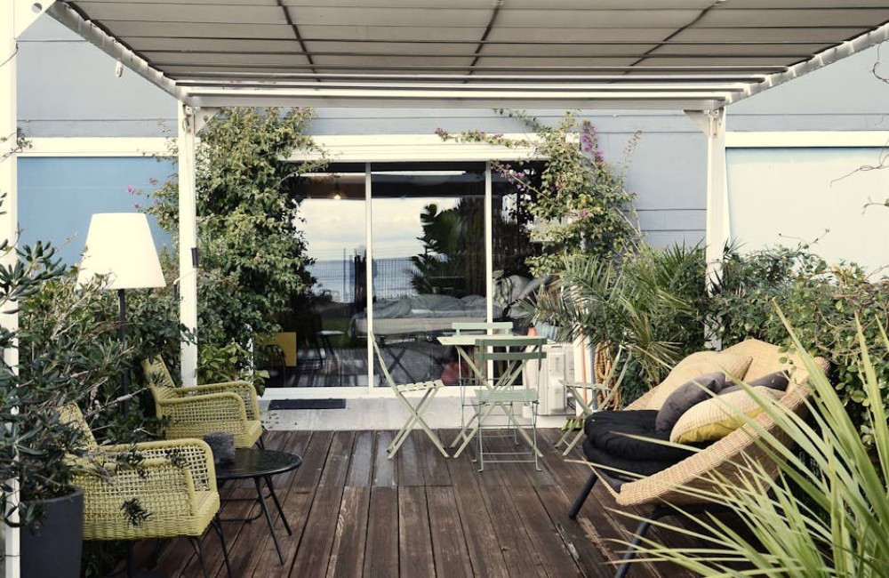 5 redenen waarom je bloembakken in de tuin nodig hebt