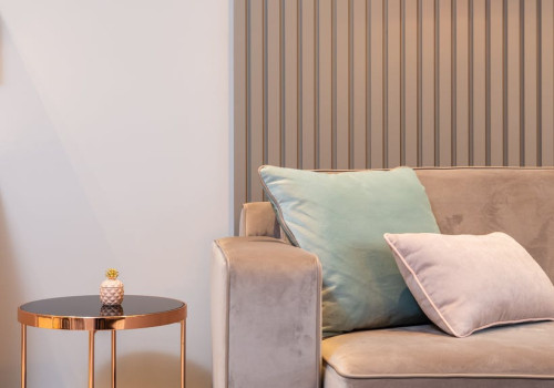 Maak je woonkamer af met houten wandpanelen